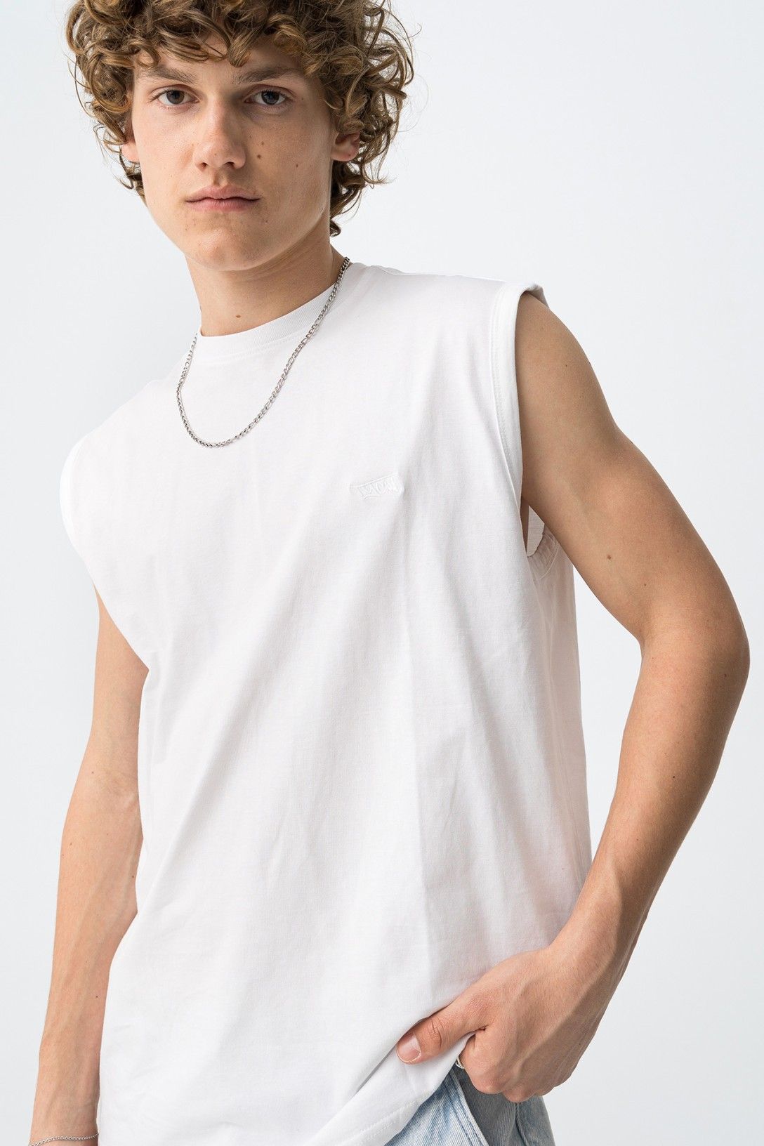 T-SHIRT SMANICATA