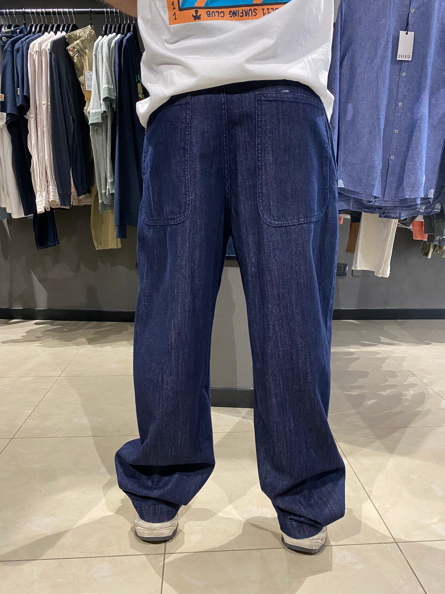 JEANS BAGGY CON PINCES