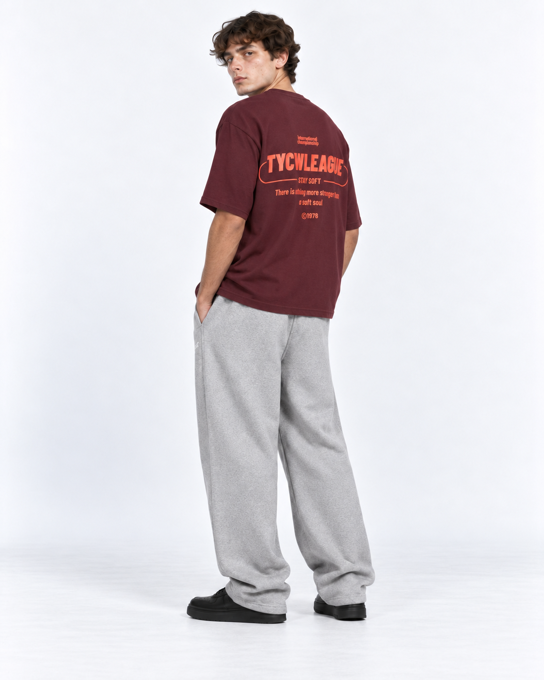 T-SHIRT LEAGUE