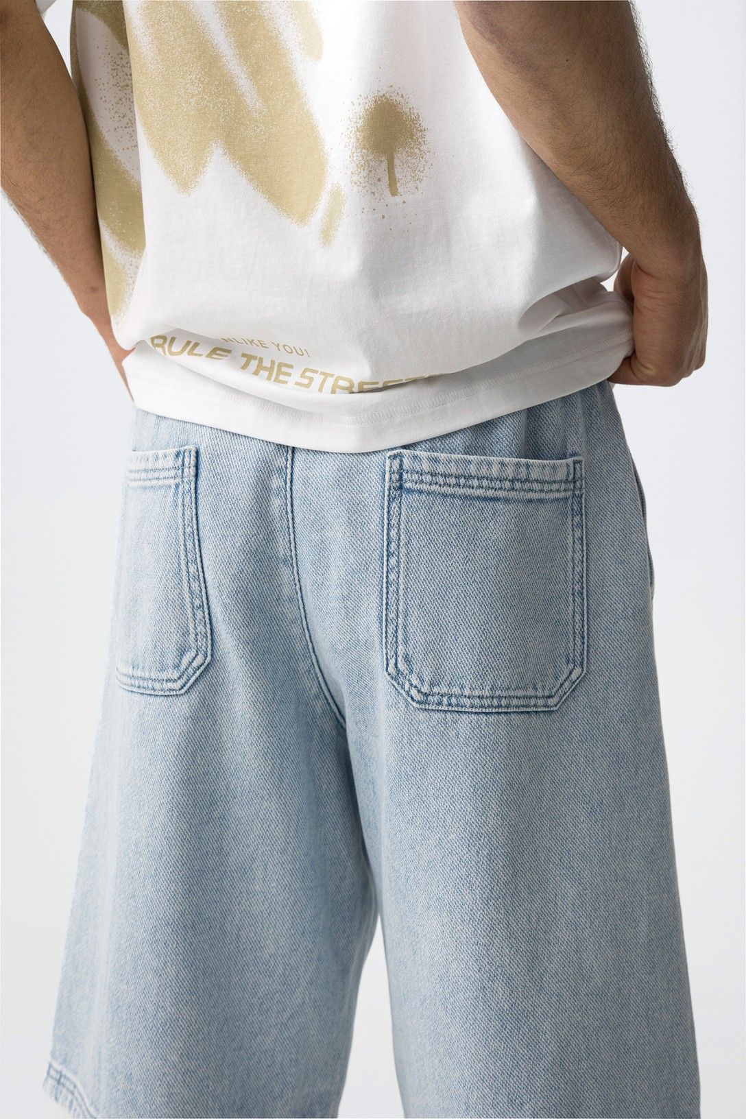 BERMUDA DENIM