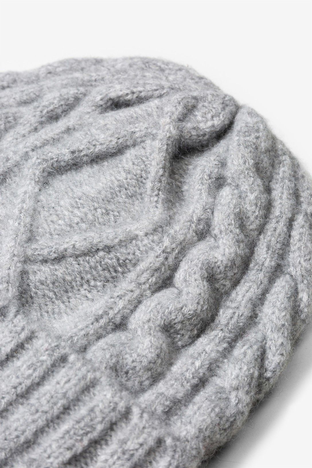 BERRETTO MAGLIA INTRECCIATA