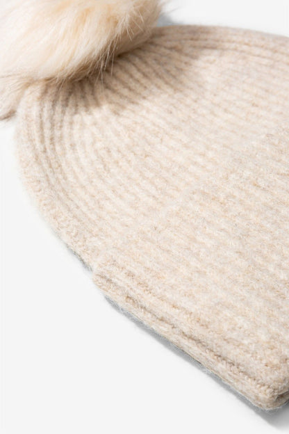 BERRETTO POMPOM