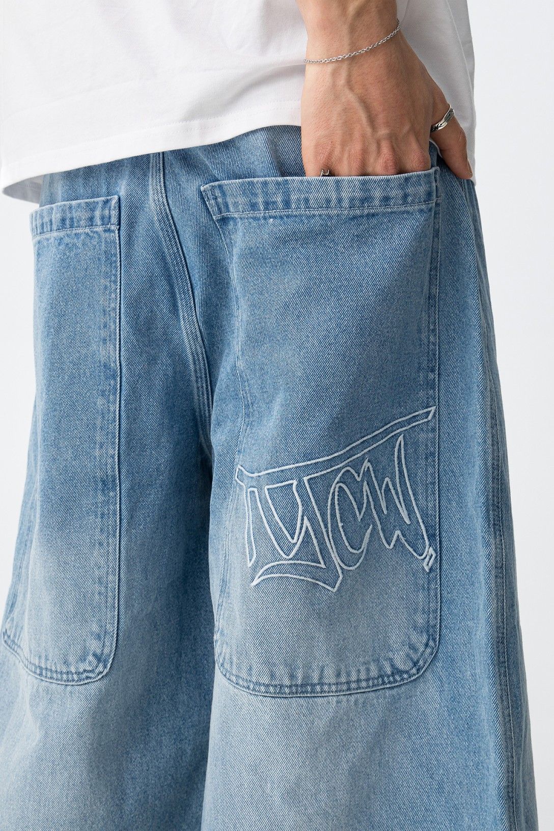 JORTS SUPER BAGGY