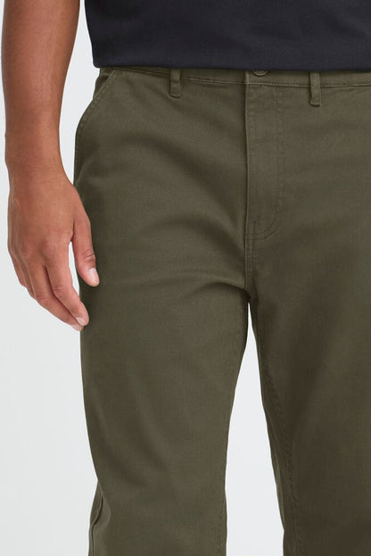 PANTALONE CHINO