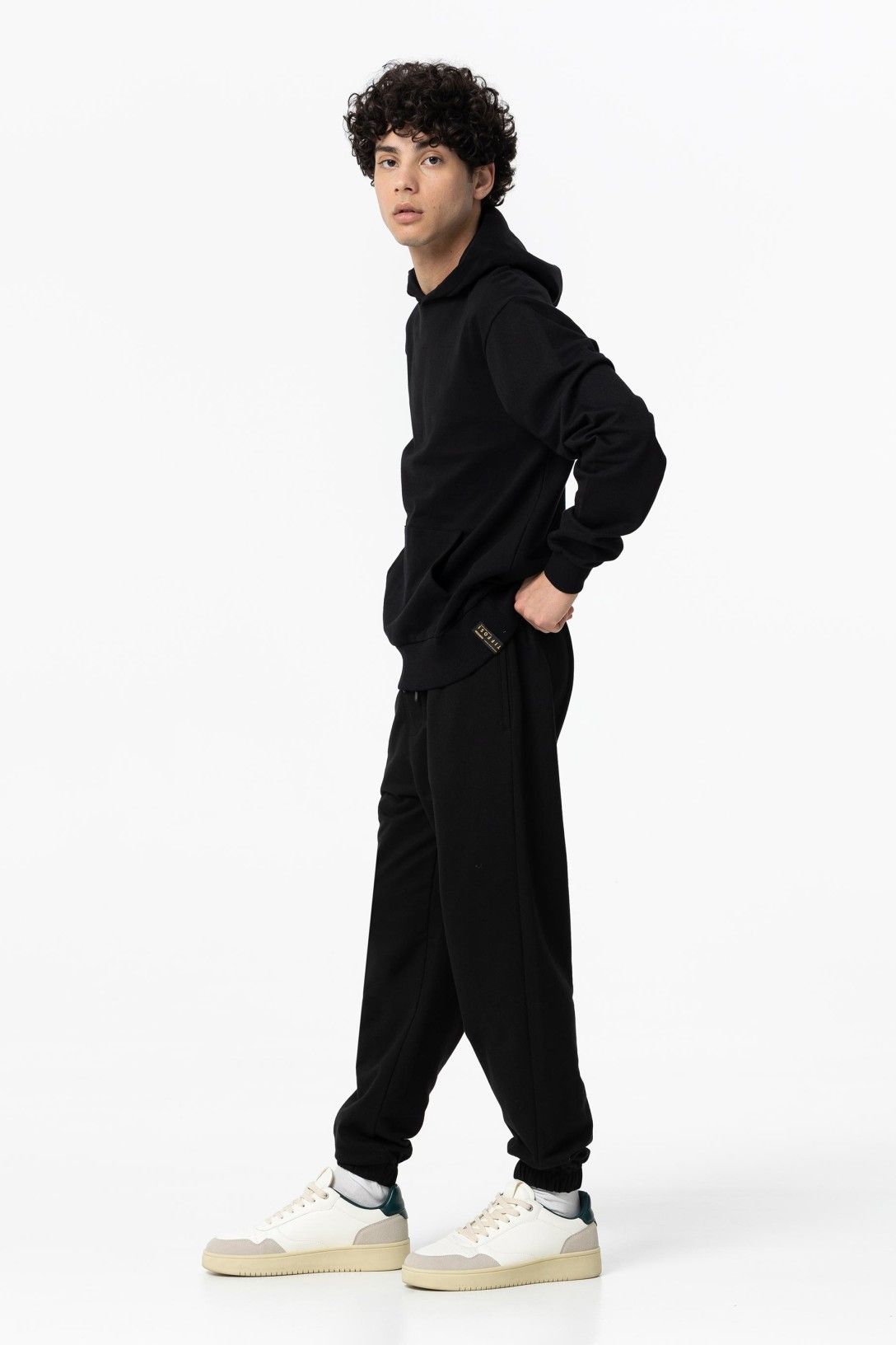 PANTALONI JOGGER