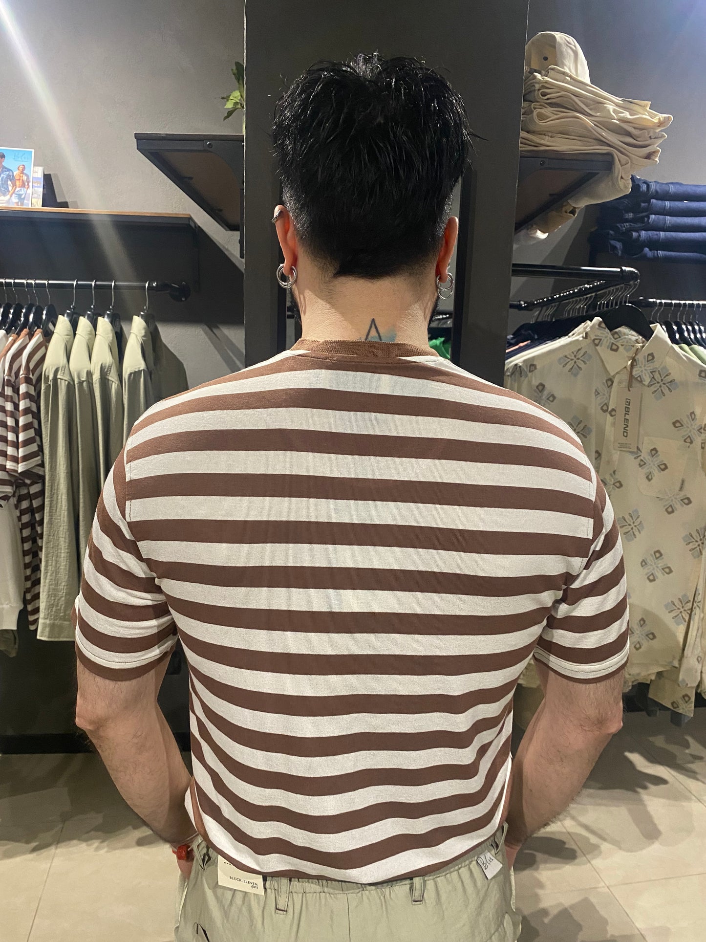 T-SHIRT A RIGHE