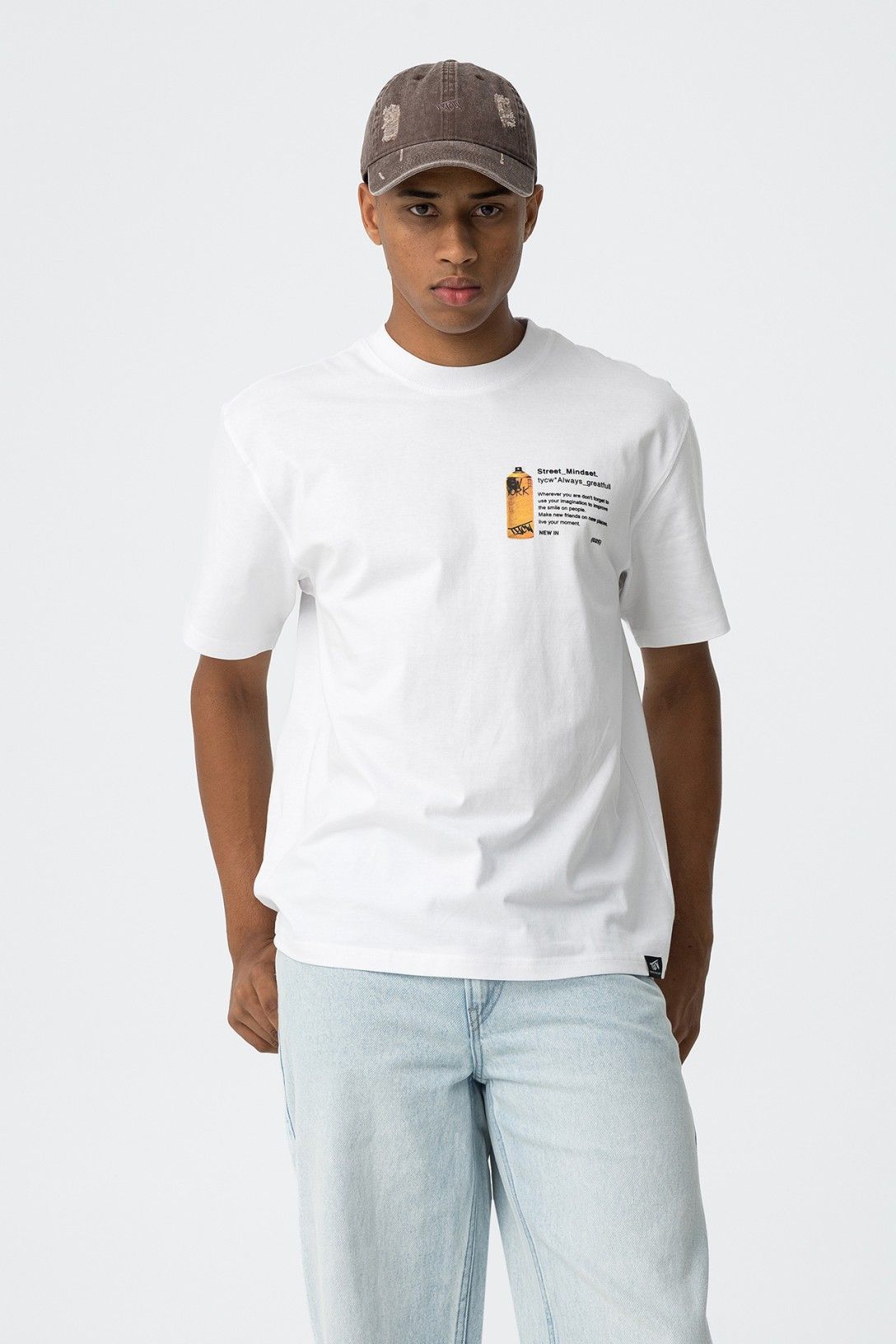 T-SHIRT STREET