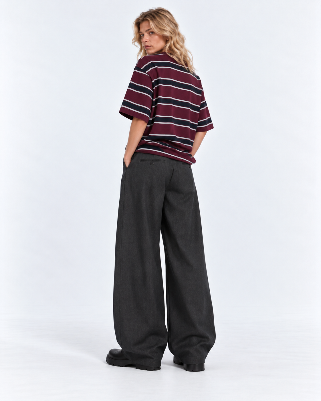 T-SHIRT STRIPED